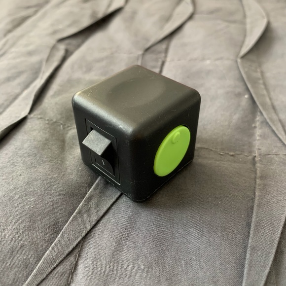 Fidget Cube - Picture 3 of 3